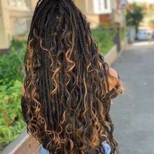 Meet your Posher, Carmen